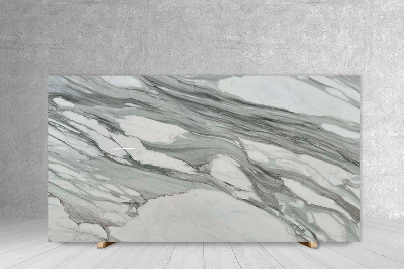 MARBLE CALACATTA OMG POLISHED SLAB 3/4 123 x 72