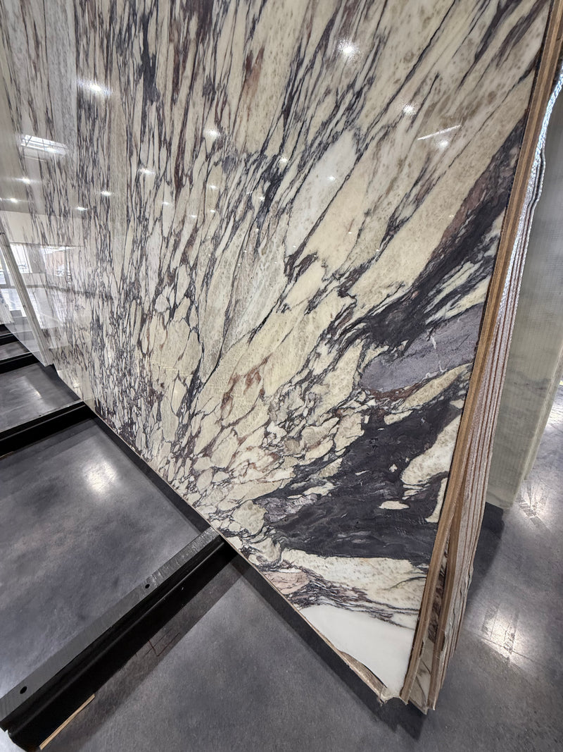 MARBLE CALACATTA VIOLA WOW POLISHED SLAB 3/4 114 x 74