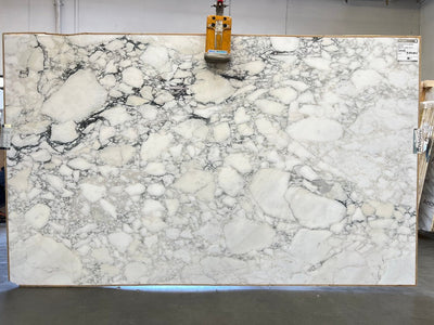 MARBLE CALACATTA MONET EXTRA HONED SLAB 3/4 129 x 77