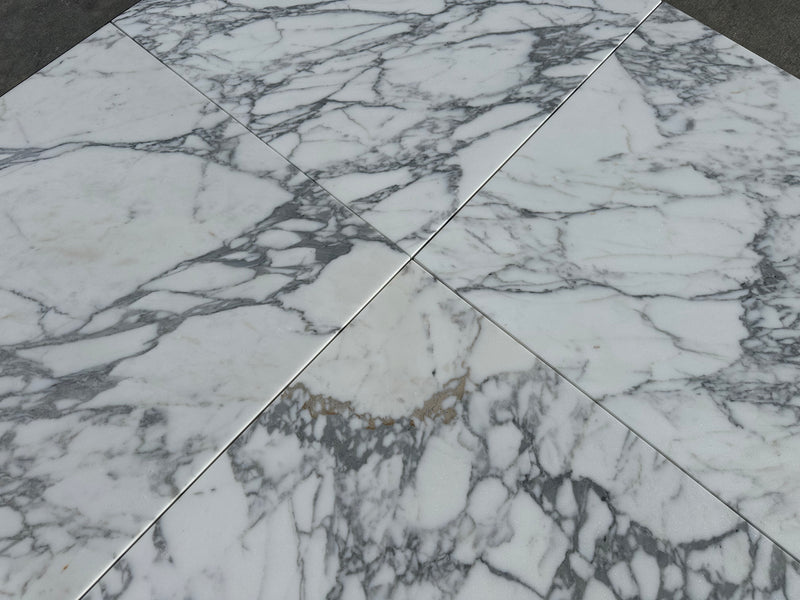 Arabescato 24x24 Premium Italian Marble Tile (Honed)