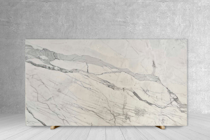 MARBLE STATUARIETTO SUPER EXTRA POLISHED SLAB 3/4 113 x 75