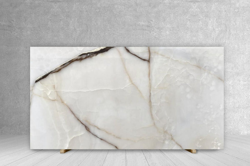 ONYX SNOW WHITE V/C POLISHED SLAB 3/4 116 x 45