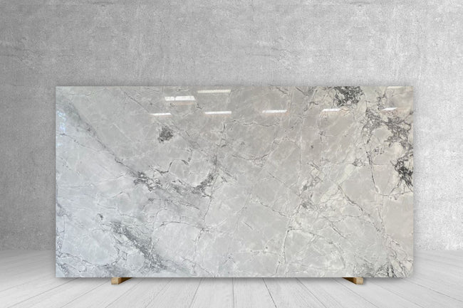 QUARTZITE SUPER WHITE POLISHED SLAB 3/4 129 x 77