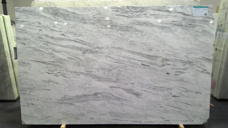 MARBLE BAHAMAS WHITE POLISHED SLAB 3/4 115 x 70