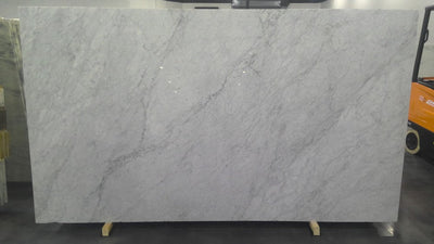 MARBLE CARRARA GIOIA DUAL HONED & POLISHED SLAB 3/4 119 x 75