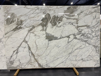 MARBLE CALACATTA VAGLI PREMIUM POLISHED SLAB 3/4 124 x 80