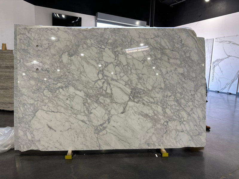 MARBLE CALACATTA BELGIA PREMIUM POLISHED SLAB 3/4 121 x 78