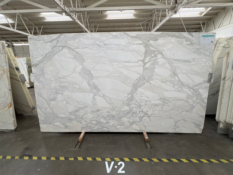 MARBLE CALACATTA WOW POLISHED SLAB  3/4 139 x 78