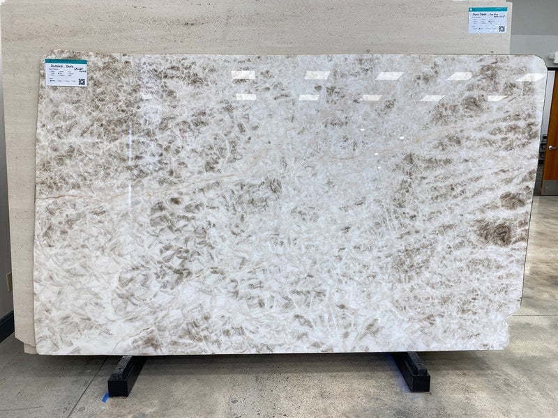 ONYX ALMOND POLISHED SLAB 3/4  108 x 64