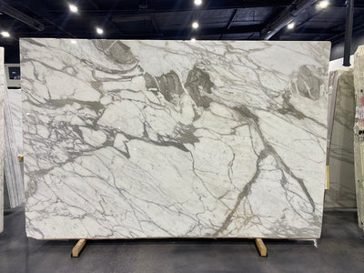 MARBLE CALACATTA VAGLI PREMIUM POLISHED SLAB 3/4 124 x 80