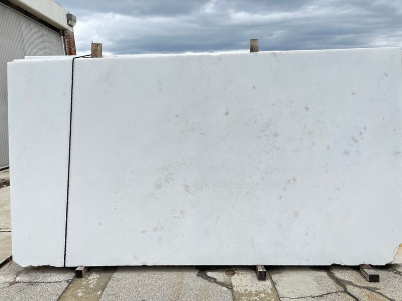 MARBLE ANGOLA WHITE POLISHED SLAB 3/4 108 x 67