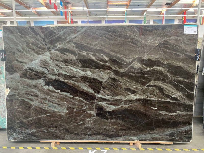 QUARZITE MADEIRUS POLISHED SLAB 3/4 128 x 78