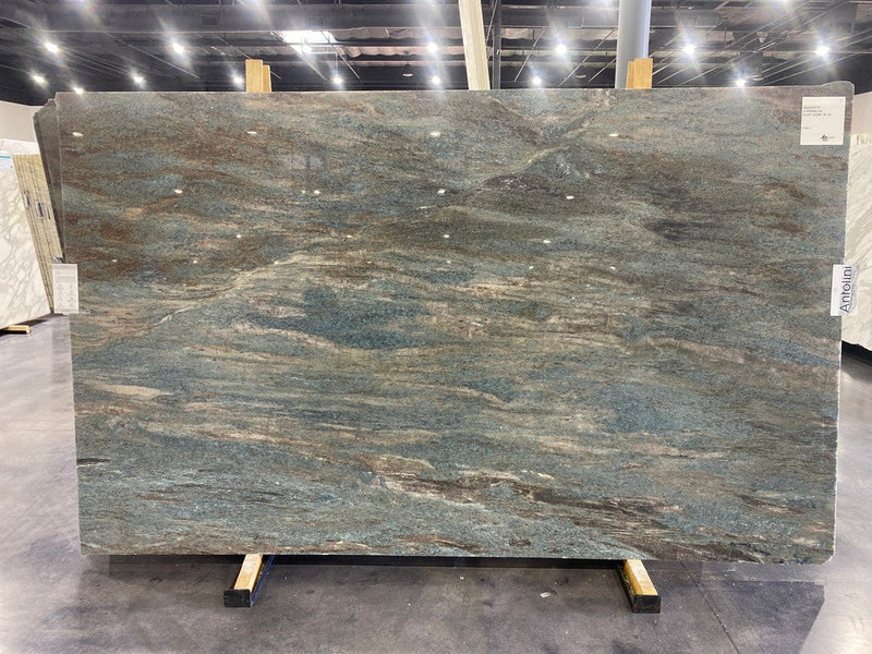 QUARZITE CARIBBEAN POLISHED SLAB 3/4 121 x x73