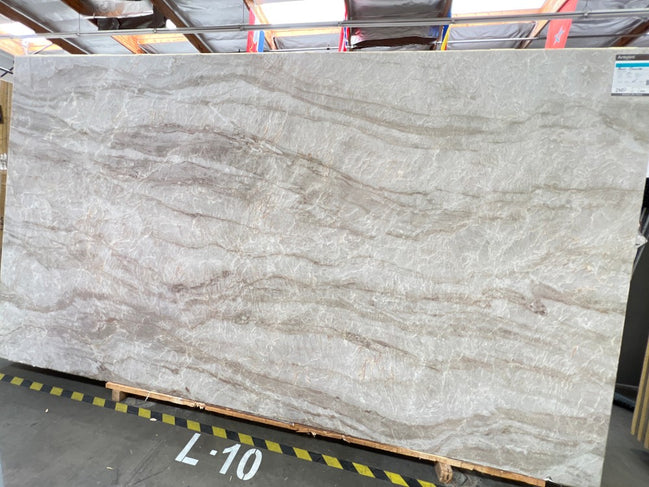 QUARTZITE NAICA SELECTED LEATHER SLAB 3/4 124 x 75