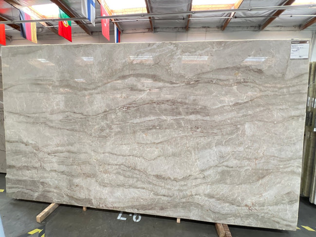 QUARZITE NAICA SELECTED POLISHED SLAB 3/4 125 x 78