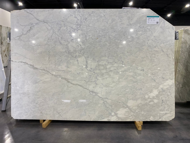 MARBLE CALACATA CREMO POLISHED SLAB 3/4 115 x 73