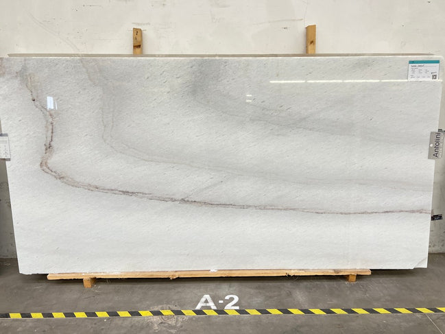 MARBLE BLANC ONDULE POLISHED SLAB 3/4 123 x 63