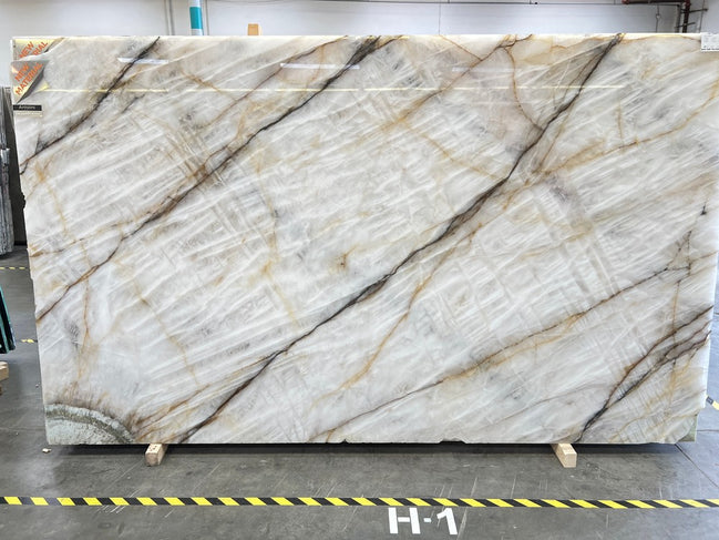 CRISTALLO VITRUM BOTH SIDES POLISHED SLAB + AVP 3/4 127 x 75