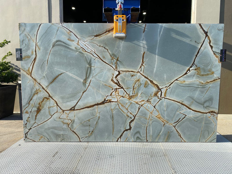 QUARZITE BLUE DEEP / BLUE ROMA POLISHED SLAB 3/4  129 x 77