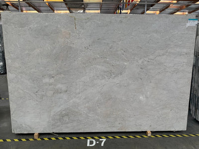 DOLOMITE SUPERWHITE FANTASY HONED SLAB 3/4 114 x 75