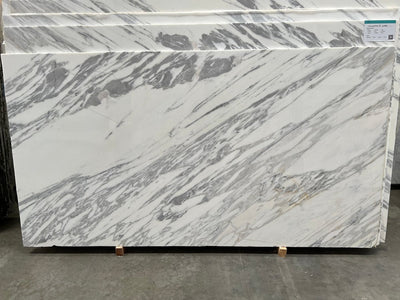 MARBLE CALACATTA A SUPER POLISHED SLAB 3/4 113 x 78