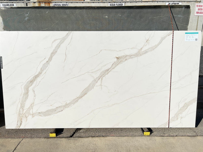 CALACATTA SUPREME TECH 3/4 FV SATIN SLAB 137 x 69