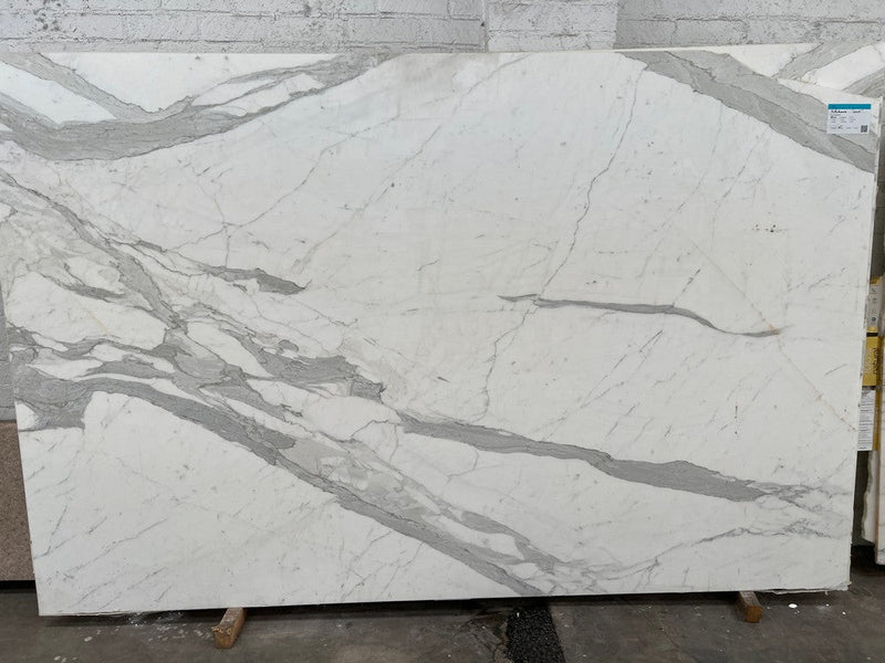 MARBLE STATUARIO OMG HONED SLAB 3/4 121 x 76