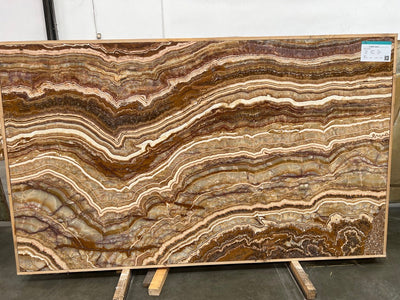 ONYX TIGERWOW POLISHED SLAB 3/4 107 x 63