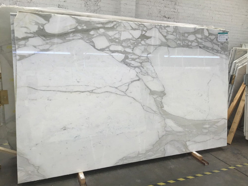 MARBLE CALACATTA PREMIUM POLISHED SLAB 3/4 128 x 77