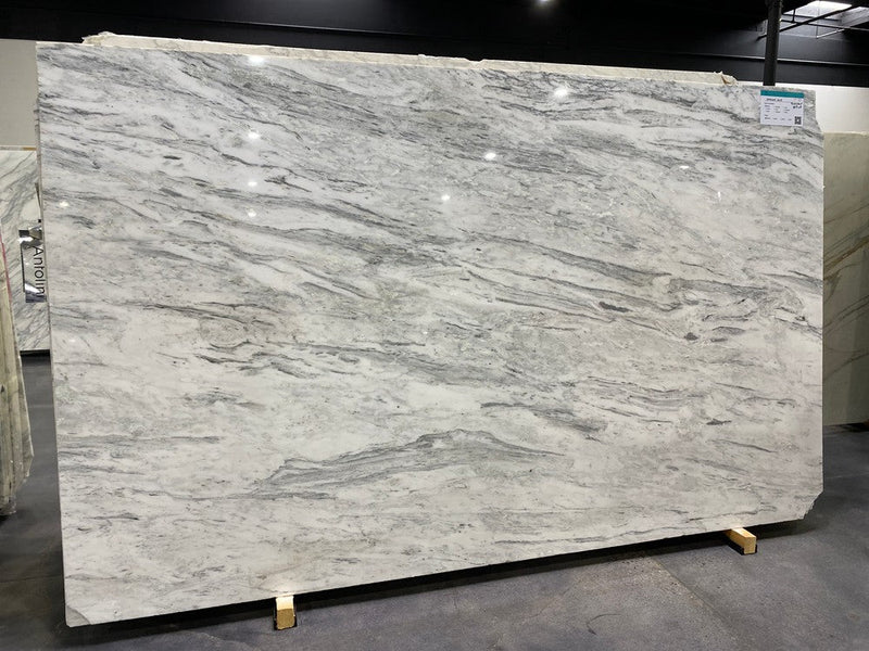 MARBLE BAHAMAS WHITE POLISHED SLAB 3/4 115 x 70