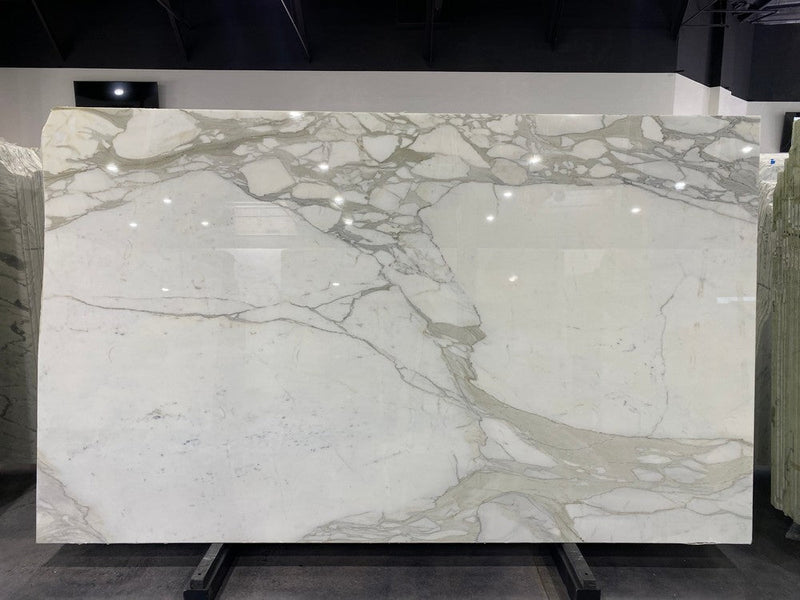 MARBLE CALACATTA PREMIUM POLISHED SLAB 3/4 128 x 77