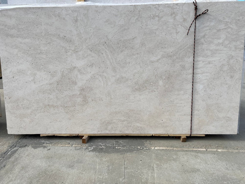 LIMESTONE GASCOGNE BEIGE HONED SLAB 3/4 121 x 74