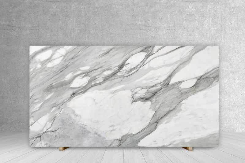 MARBLE CALACATTA OMG POLISHED SLAB 3/4 123 x 72