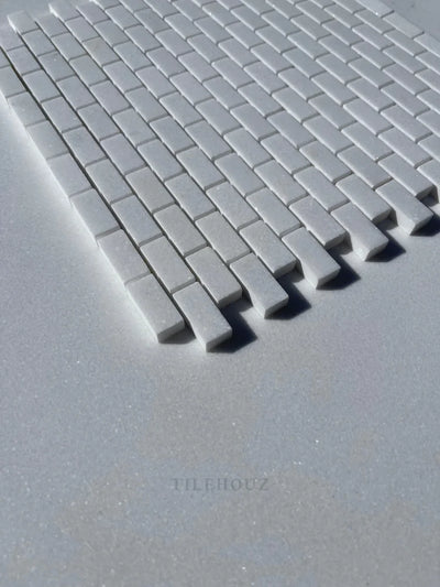 Thassos White Marble 5/8 X 1 1/4 Mini Brick Mosaic Tile Polished&Honed (A1)